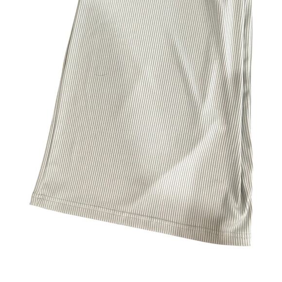 Worn once! Sage Green Set Wide Leg Pants and Crop Top Women's Size Medium - Picture 3 of 4